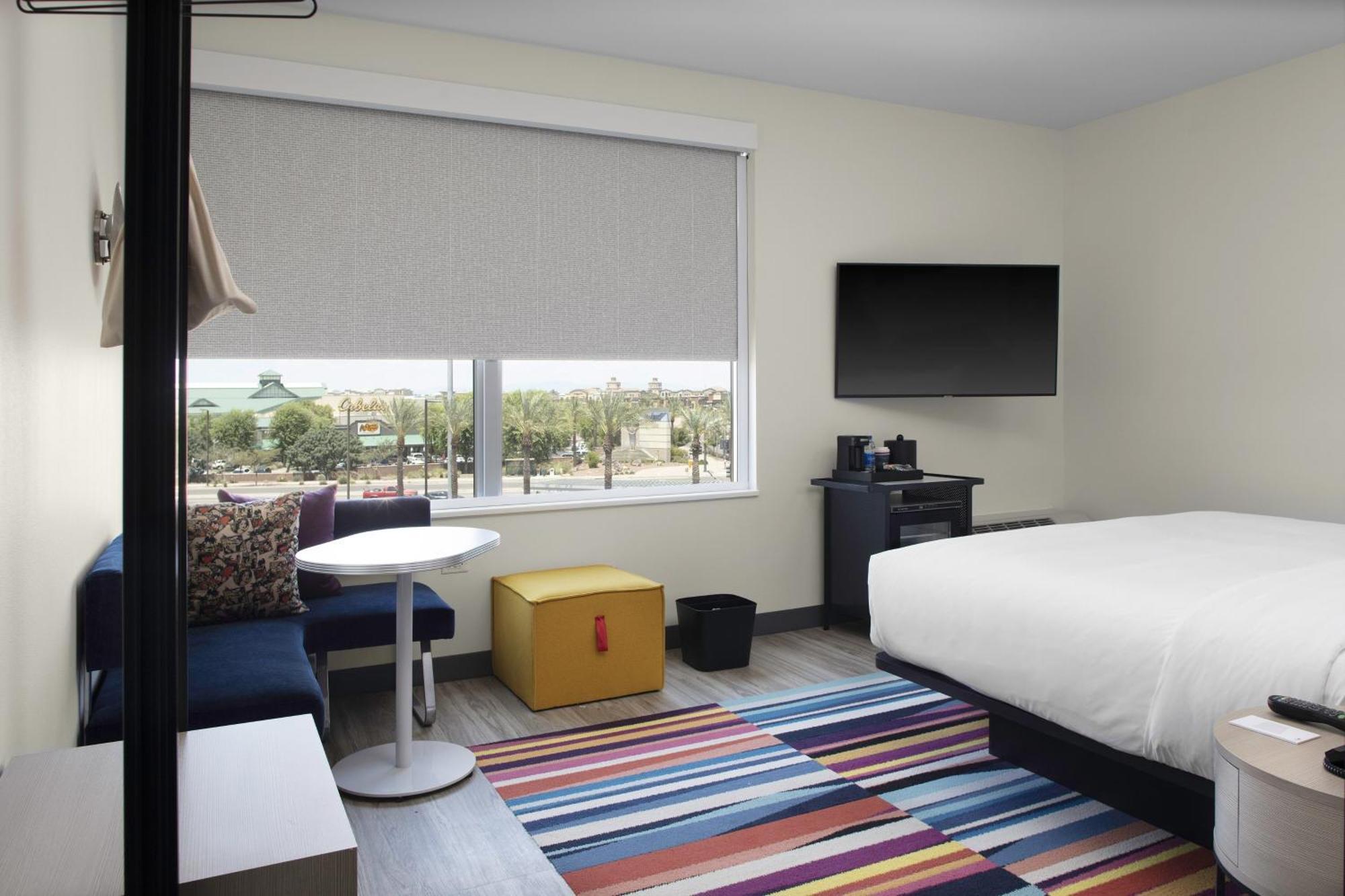 Aloft Glendale At Westgate Hotel Exterior photo